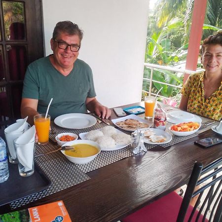 Myr-O Homestay Kombichankulama Exteriér fotografie