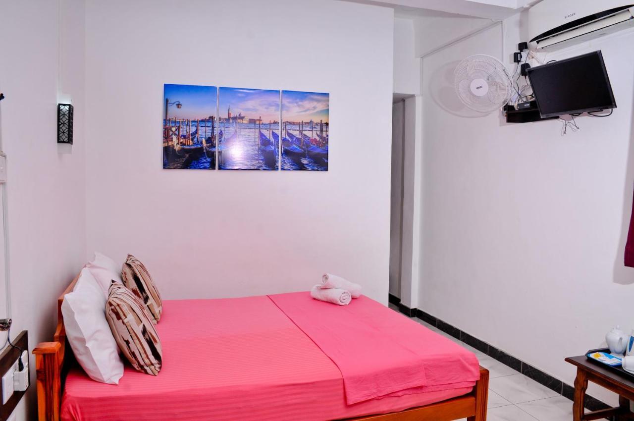 Myr-O Homestay Kombichankulama Exteriér fotografie