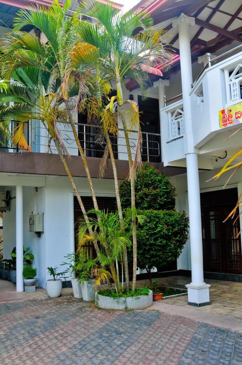 Myr-O Homestay Kombichankulama Exteriér fotografie